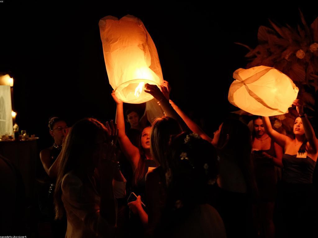 ចែករំលែកបទពិសោធន៍ក្នុងជីវិតប្រចាំថ្ងៃ